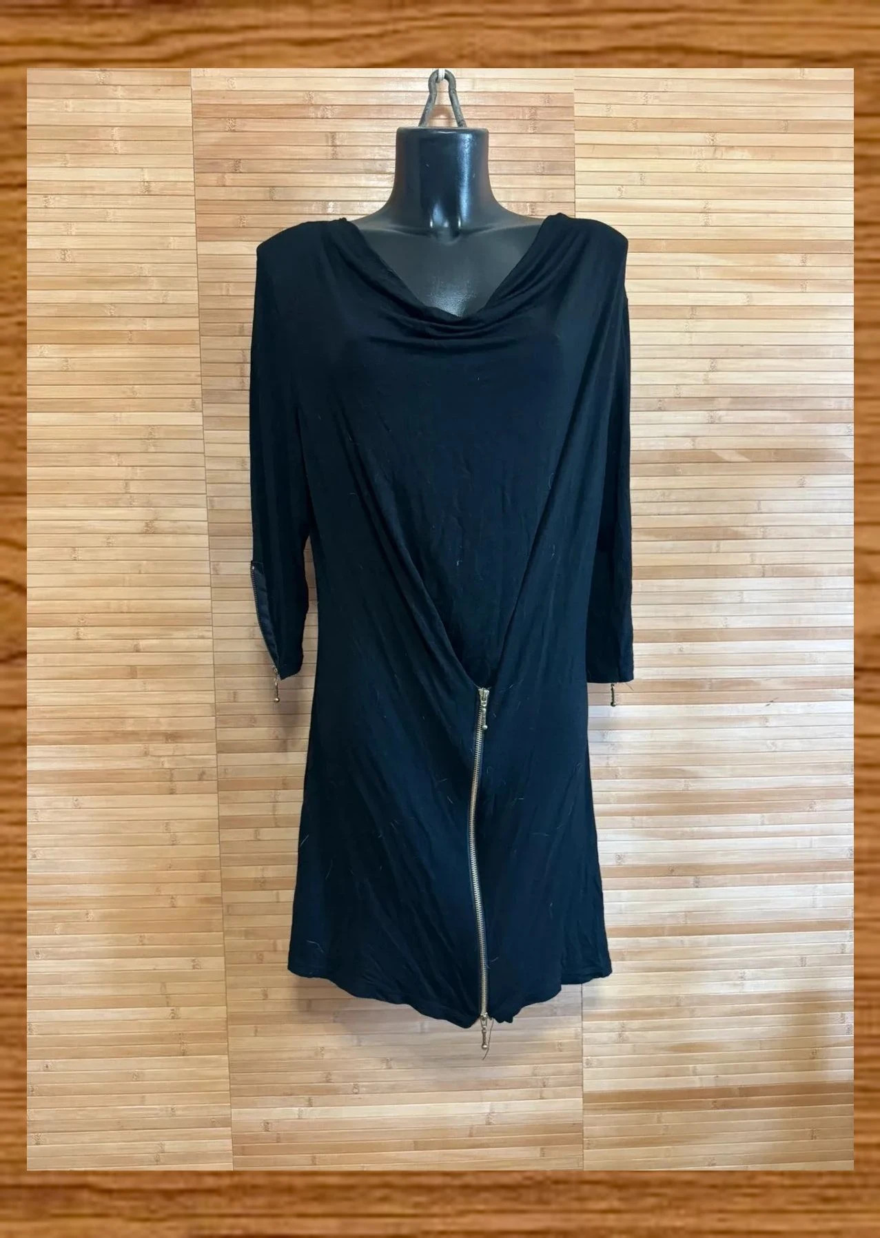 Divino vestido negro tela viscosa elástica de marca Femme talla 42 😍