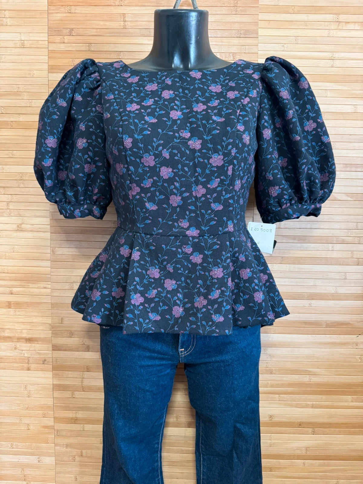 Divina blusa peplum de carlo pascual , talla 38 😍