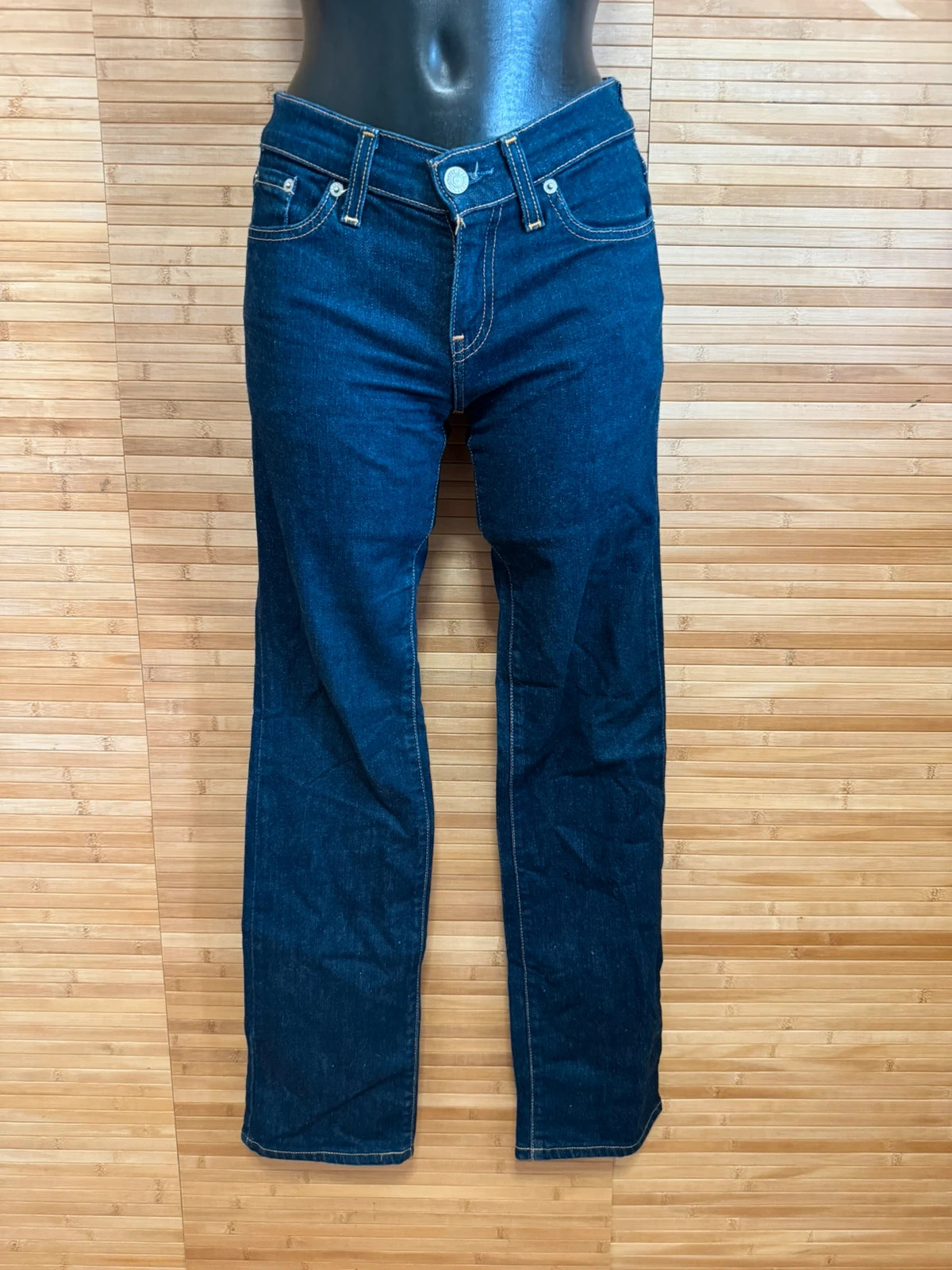 Divino vaquero Levis 749 talla 36 , cintura medio baja 😍 – Levi's – taille W26 | FR 36