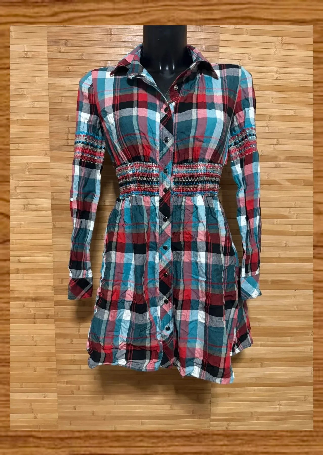 Divino vestido cuadros de highly preppy talla S 😍 – Highly Preppy – taille S / 36 / 8