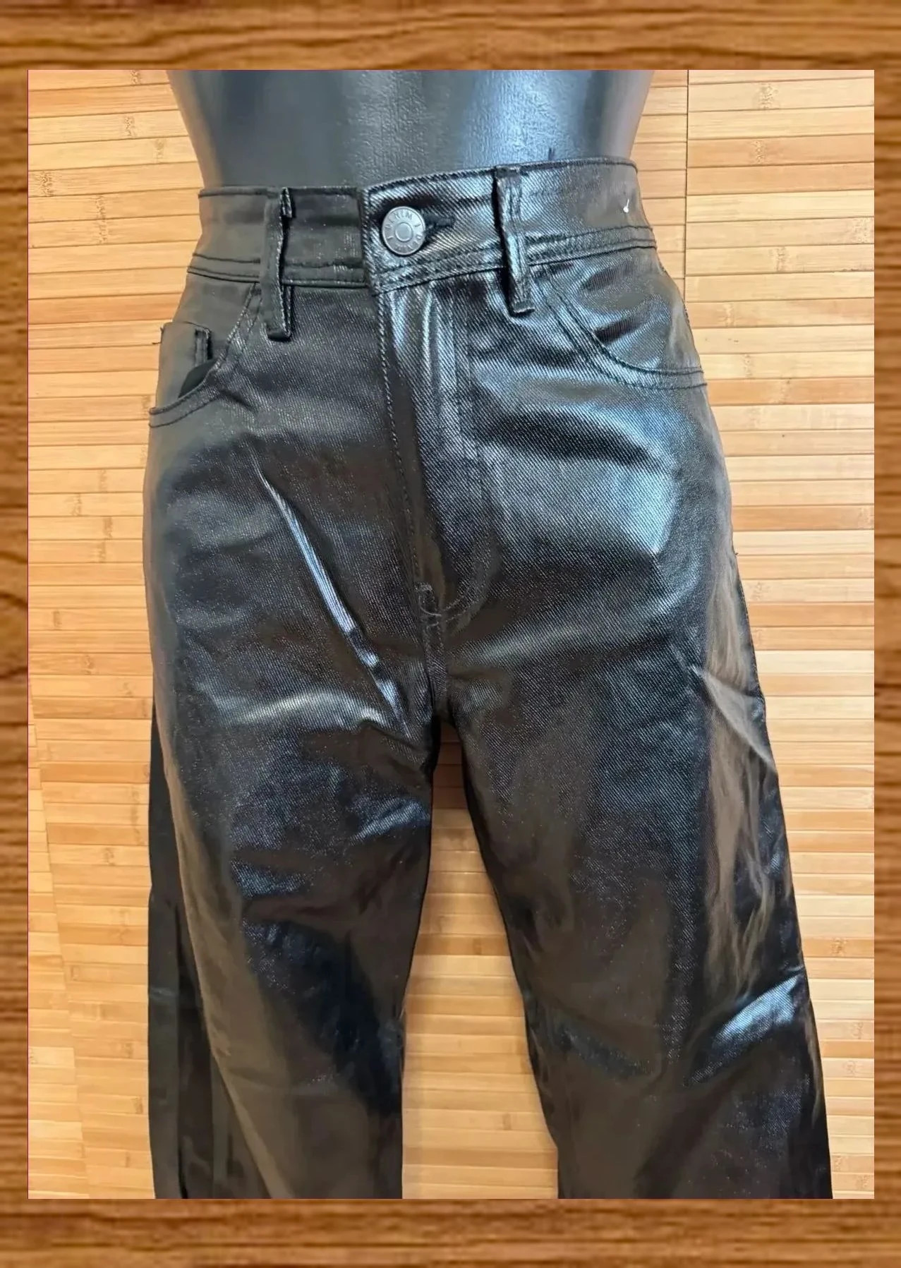 Divino pantalón efecto cuero de marca Lefties , talla 44 😍 – Lefties – taille XXL / 44 / 16 2