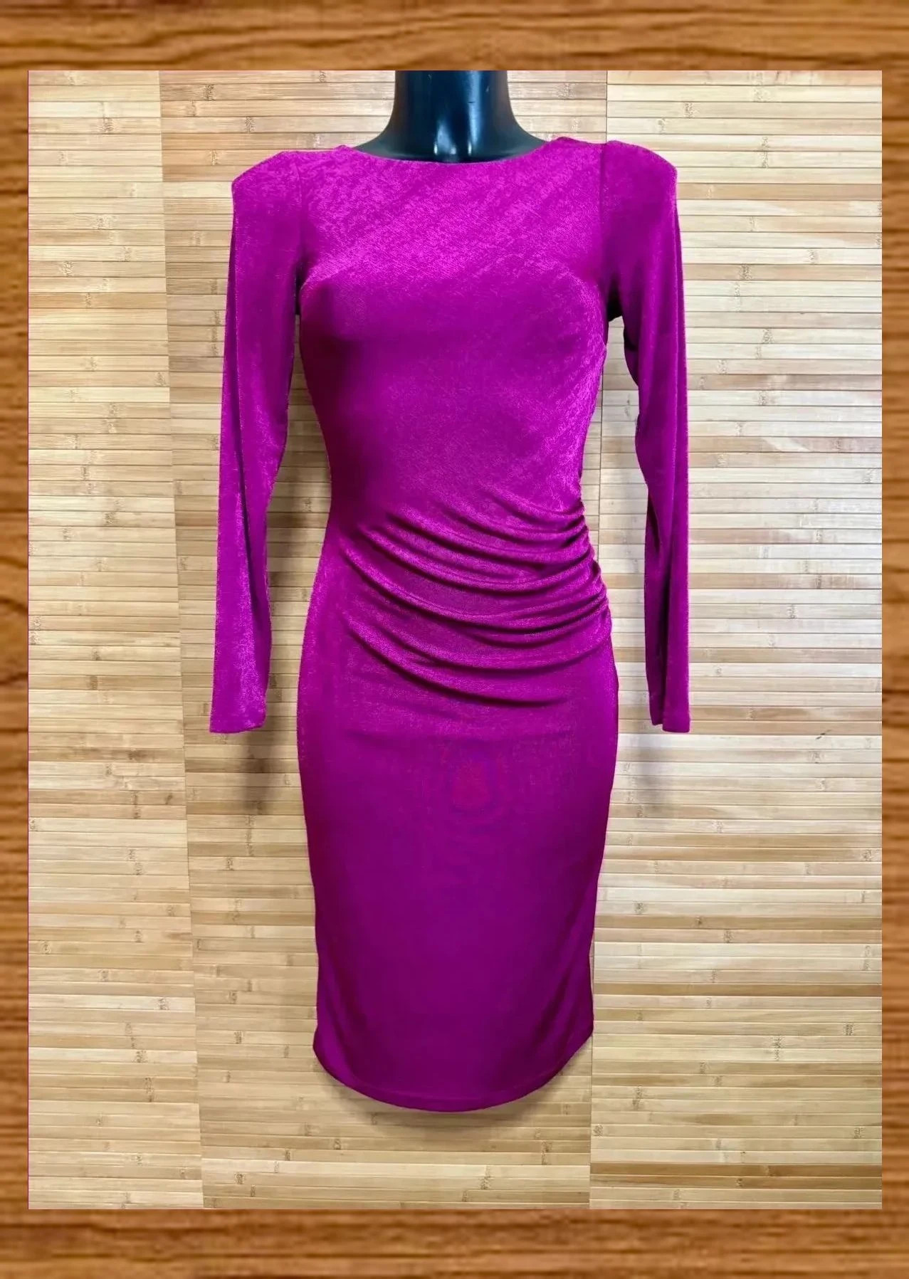 Elegante vestido midi , tejido elástico y muy cómodo , de Carlo pascual , talla 38 😍