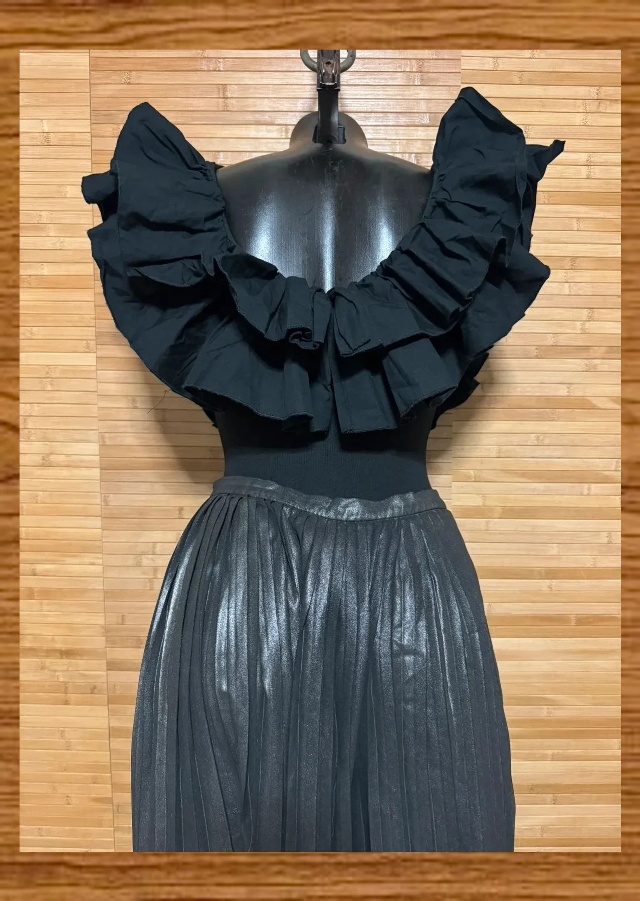 Divino body con volantes negro de Zara , talla S 😍 – Zara – taille S / 36 / 8 4