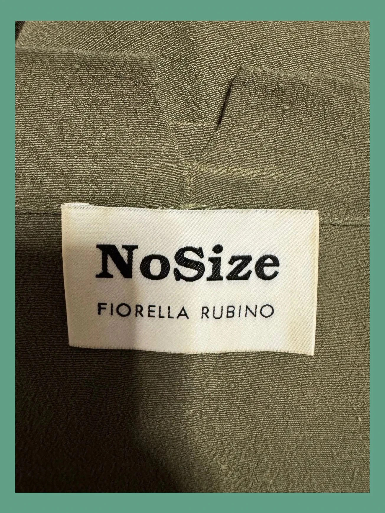 Divina blusa oversize Fiorella Rubino , talla S , tela viscosa 😍 – Fiorella Rubino – taille S / 36 / 8 5
