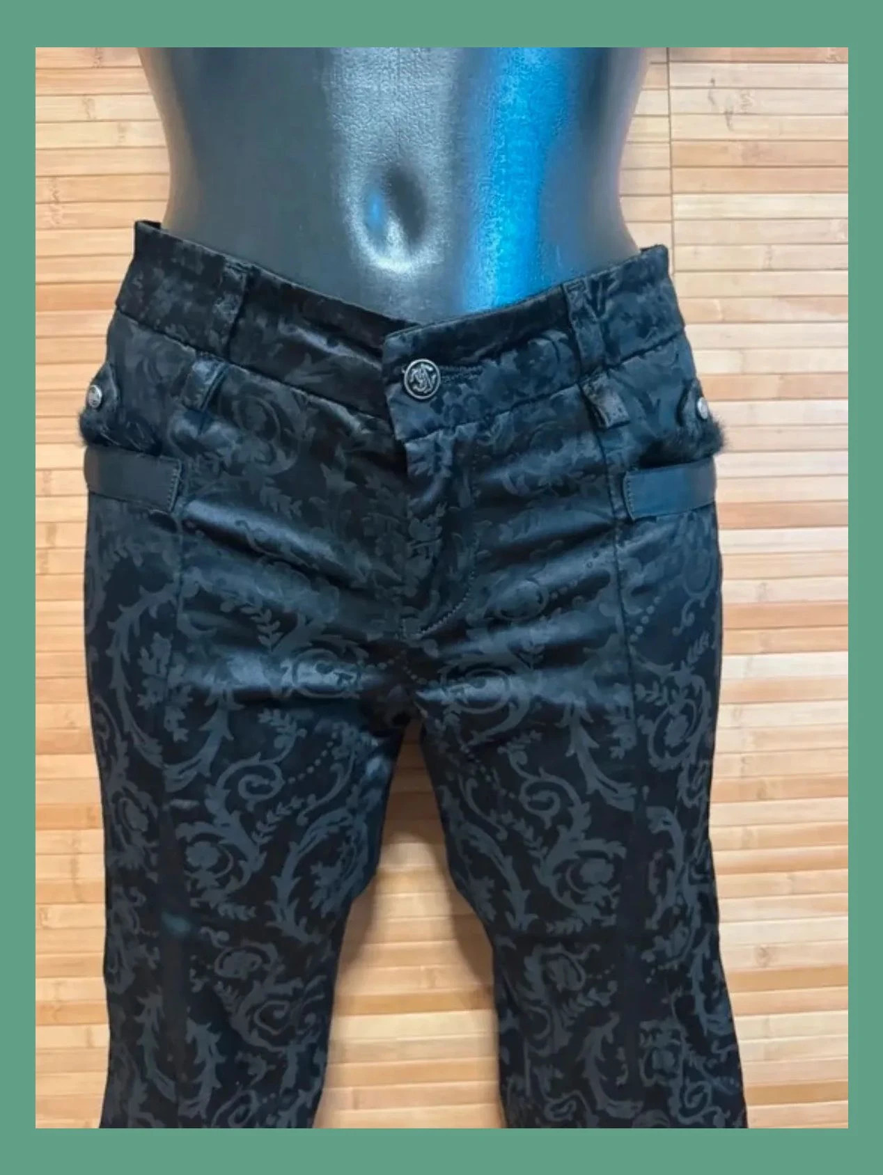 Divino pantalón satinado pirata, de Roberto Cavalli , talla 36 😍 – Roberto Cavalli – taille S / 36 / 8 3