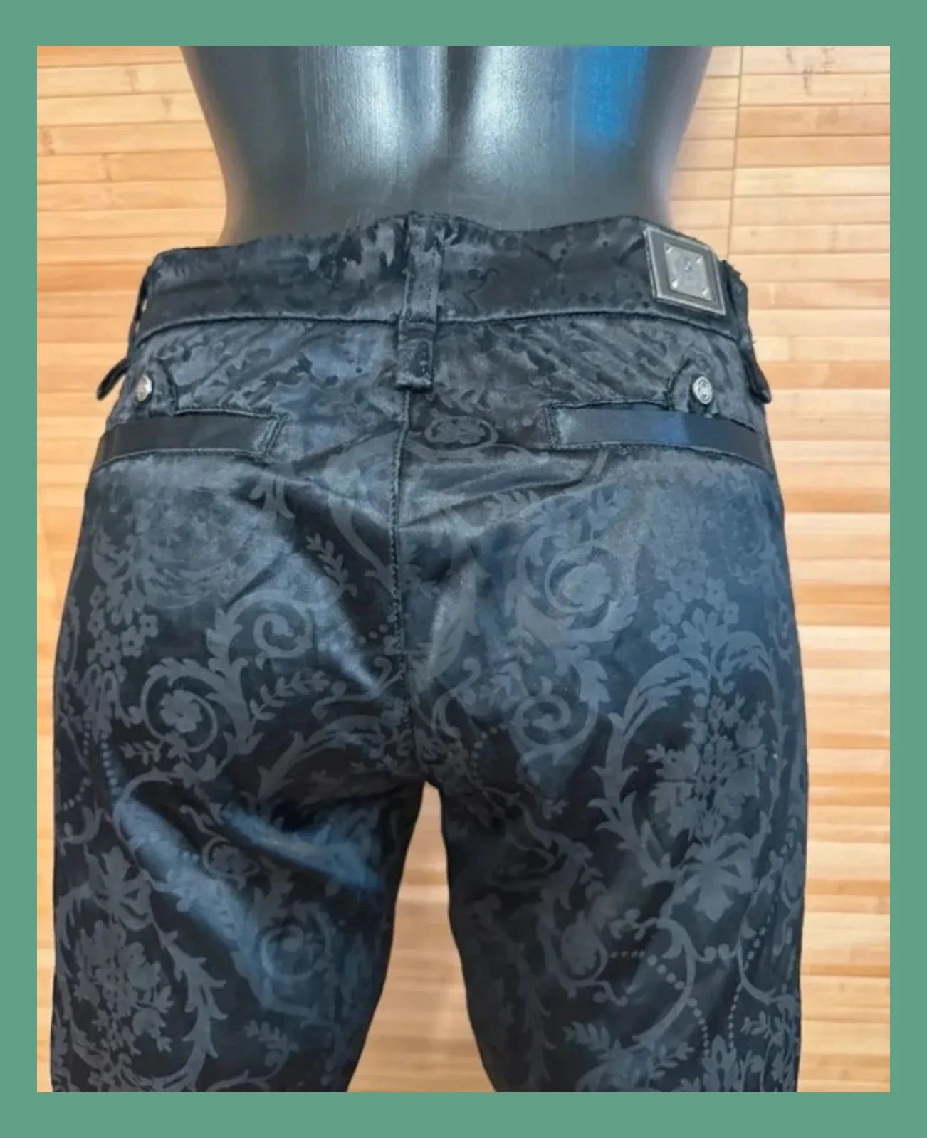 Divino pantalón satinado pirata, de Roberto Cavalli , talla 36 😍 – Roberto Cavalli – taille S / 36 / 8 5