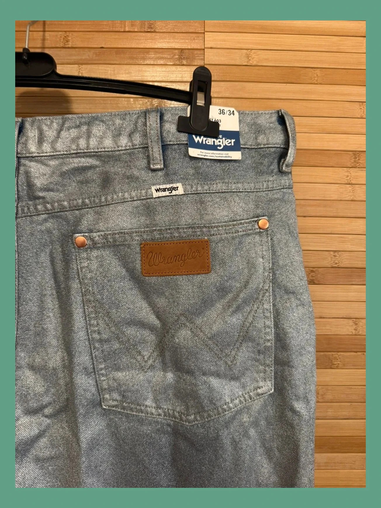 Divino vaquero Wrangler metalizado talla 46 😍 – Wrangler – taille XXXL / 46 / 18 5