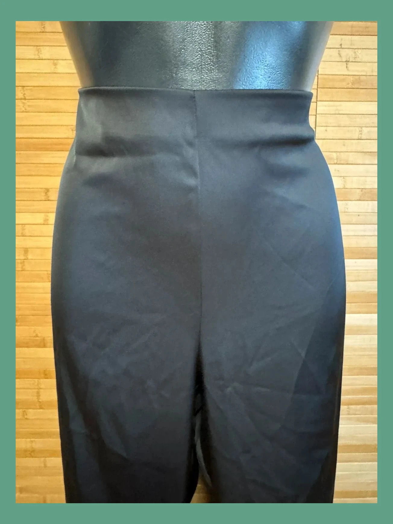 Divino pantalón ancho satinado de Zara , talla XL , color negro 😍 – Zara – taille XL / 42 / 14 4