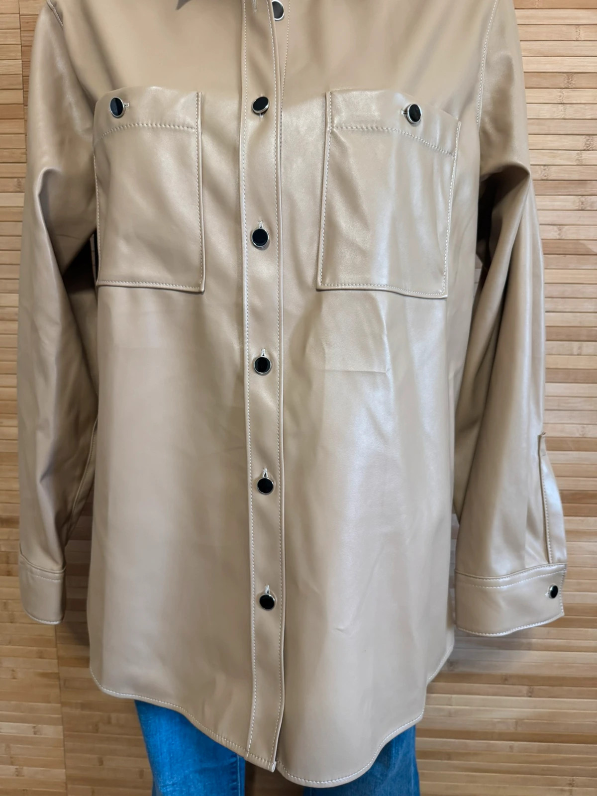 Chaqueta sobrecamisa polipiel color beige de Just cavalli talla 42 😍 – Just Cavalli – taille XL / 42 / 14 2