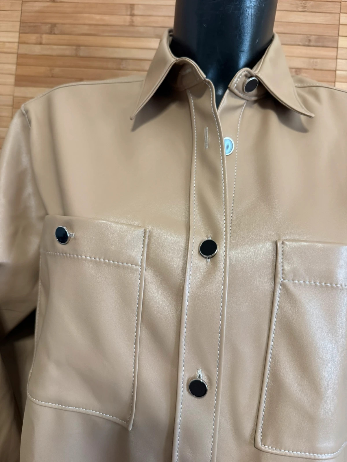 Chaqueta sobrecamisa polipiel color beige de Just cavalli talla 42 😍 – Just Cavalli – taille XL / 42 / 14 4