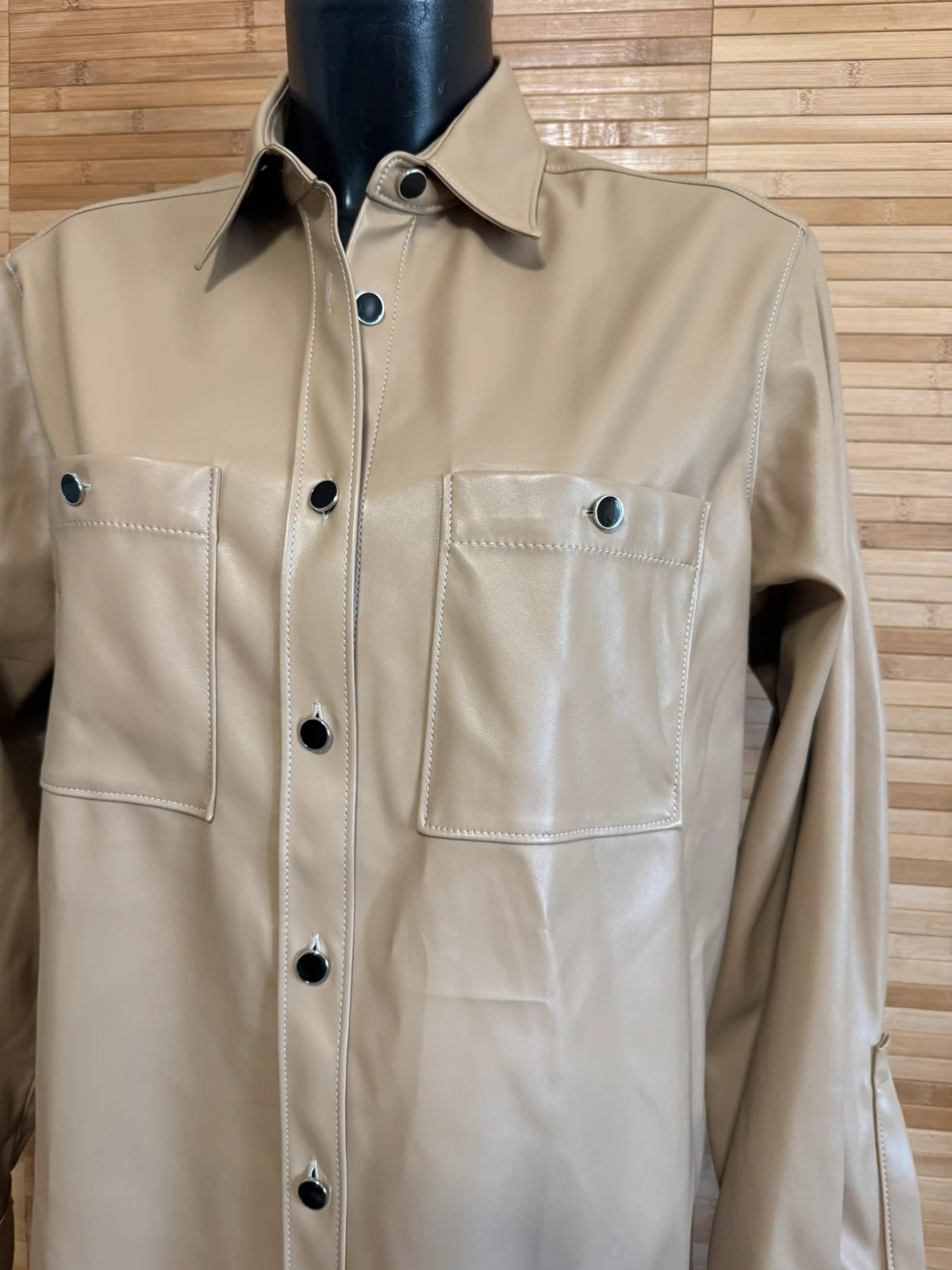 Chaqueta sobrecamisa polipiel color beige de Just cavalli talla 42 😍 – Just Cavalli – taille XL / 42 / 14 3