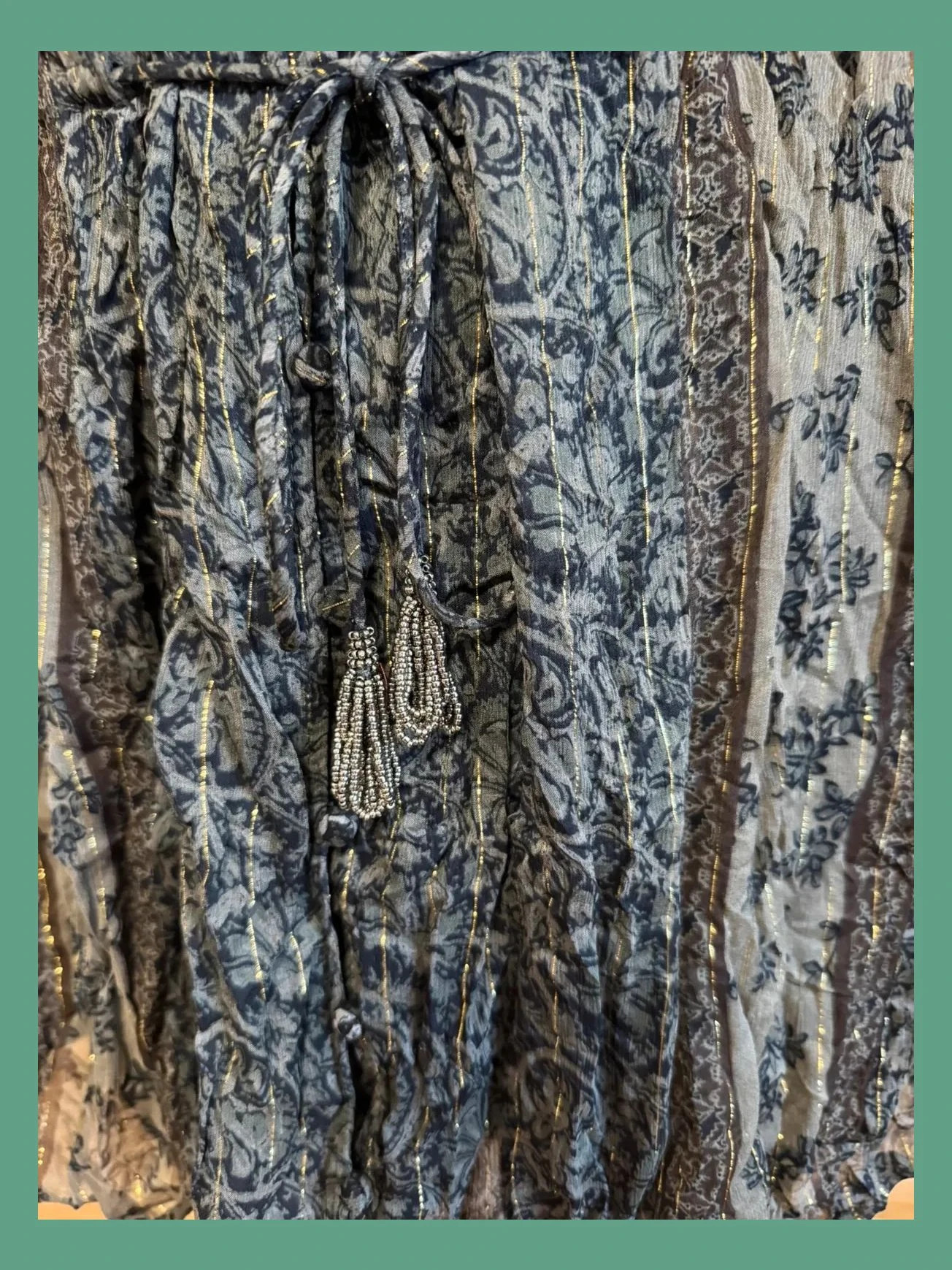 Divino vestido estampado de Zara , talla XS 😍 – Zara – taille XS / 34 / 6 4