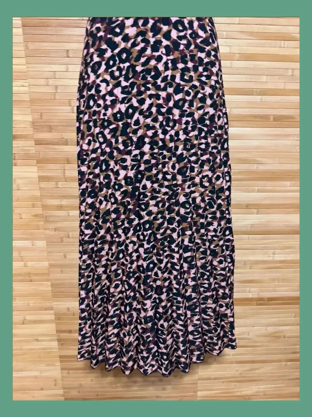 Divina falda plisada animal print , talla M 😍 – Imperial – taille M / 38 / 10 2