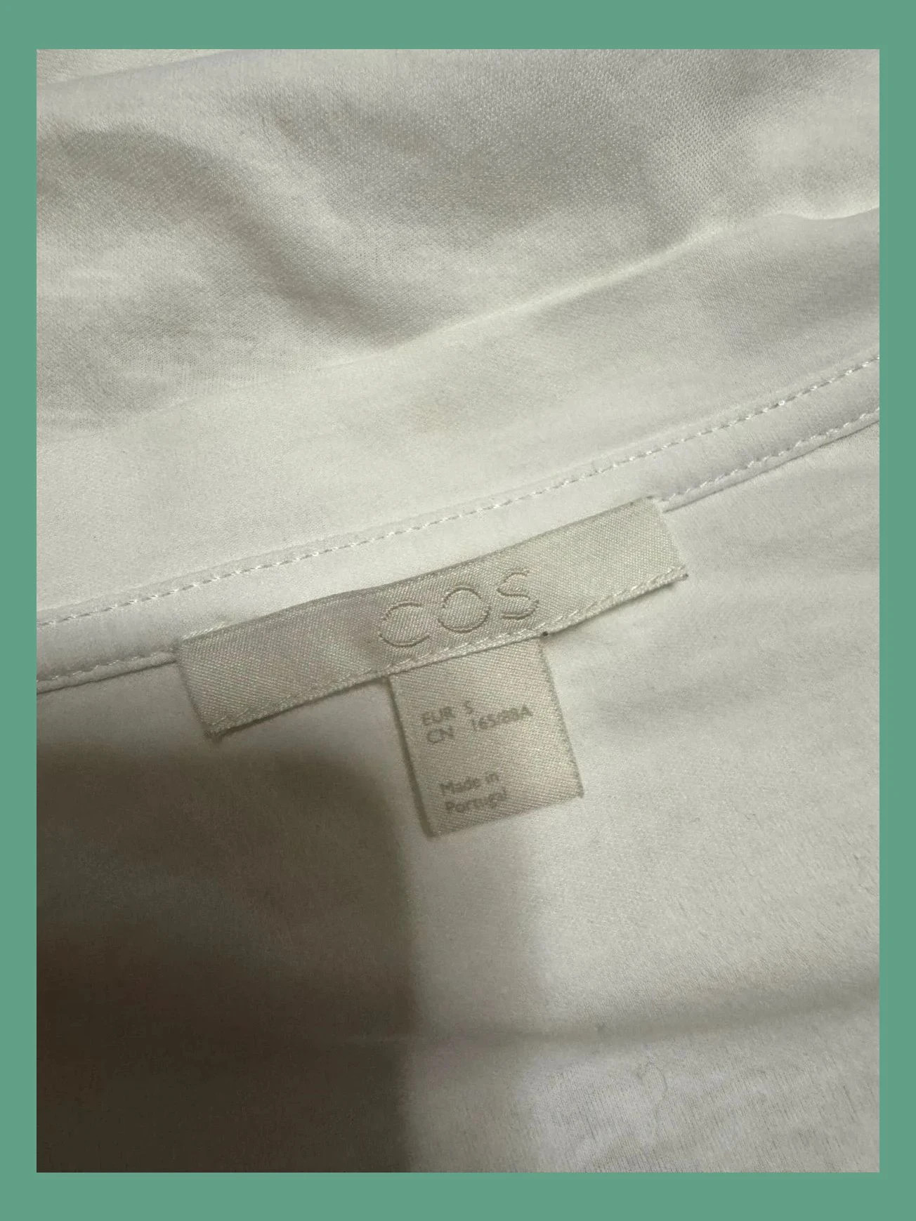 Divina blusa oversize marca Cos , talla S 😍 – COS – taille S / 36 / 8 5