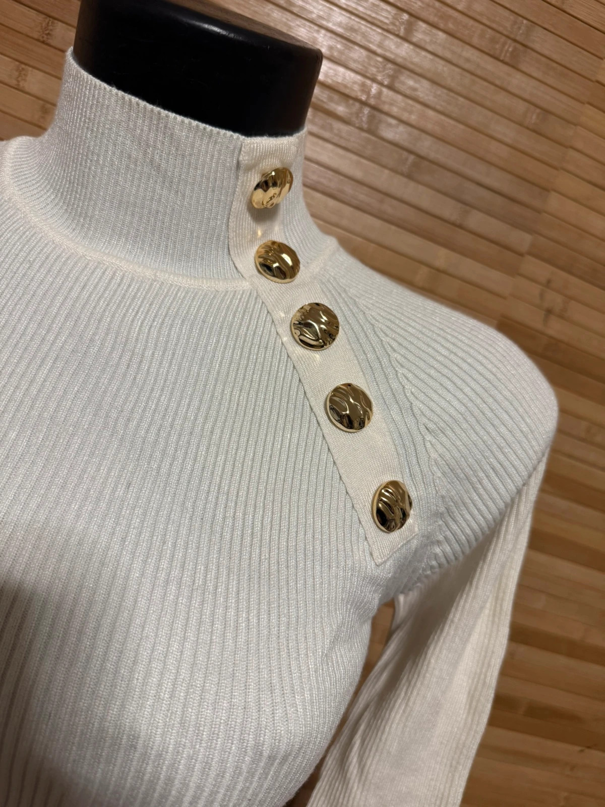 Jersey cuello alto de Zara talla S 😍 – Zara – taille S / 36 / 8 3
