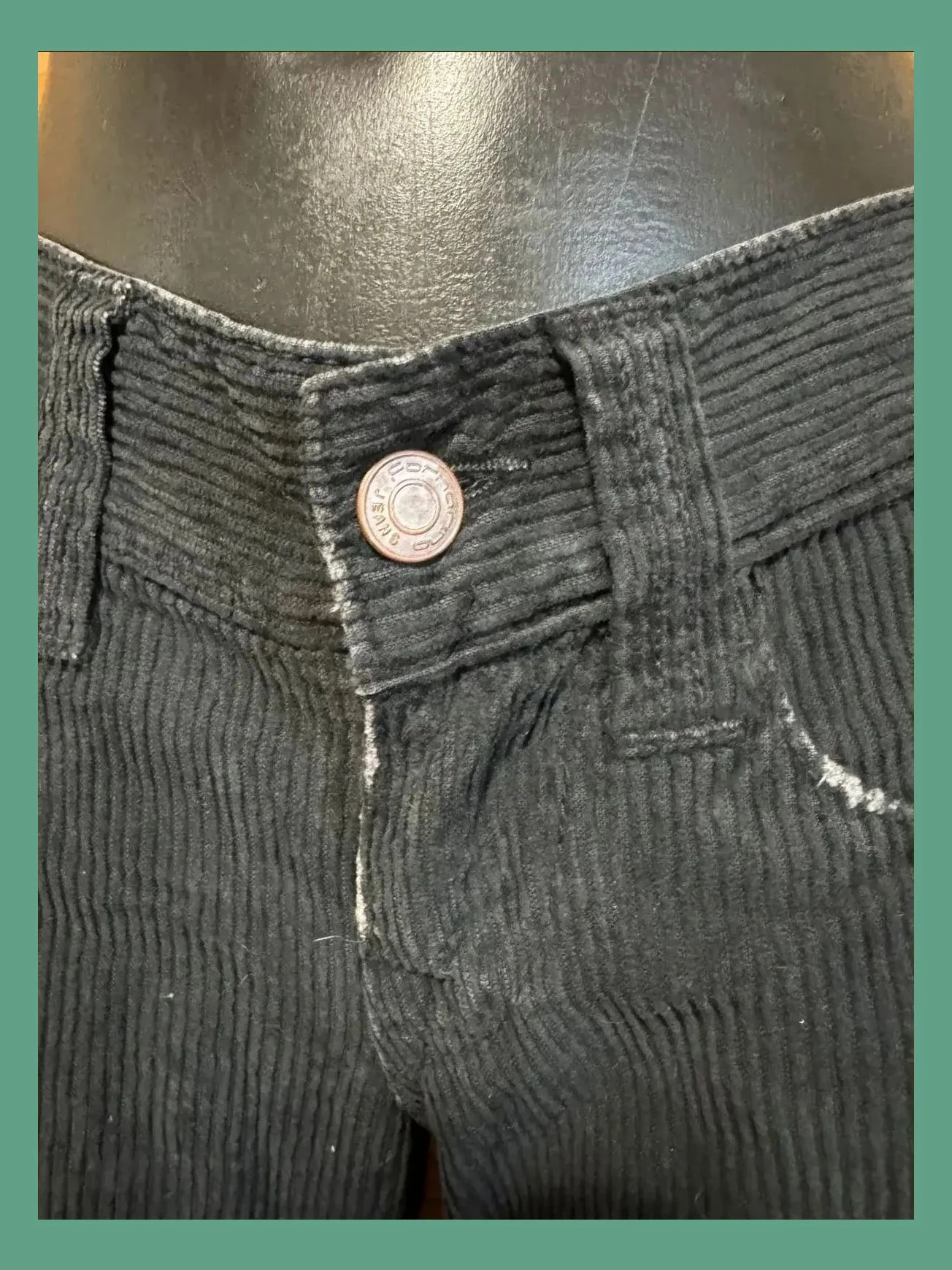Divino pantalón pana , campana de marca Fornarina, talla 38 😍 – Fornarina – taille M / 38 / 10 5