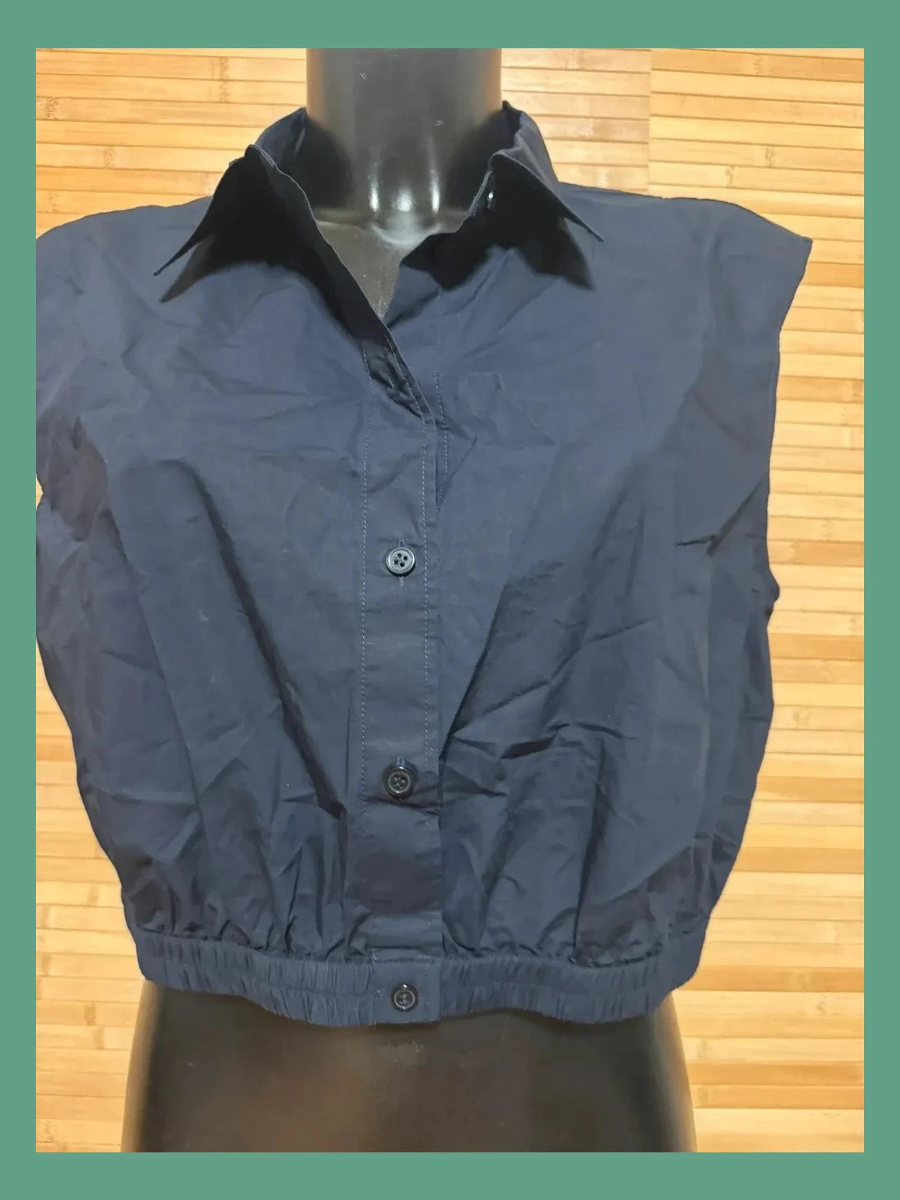 Divina camisa crop de marca Cos , talla 44 😍 – COS – taille XXL / 44 / 16 2