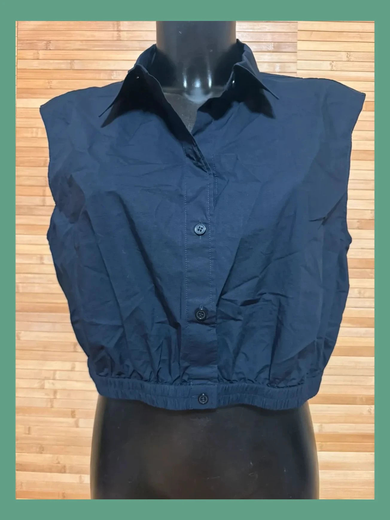 Divina camisa crop de marca Cos , talla 44 😍 – COS – taille XXL / 44 / 16 4