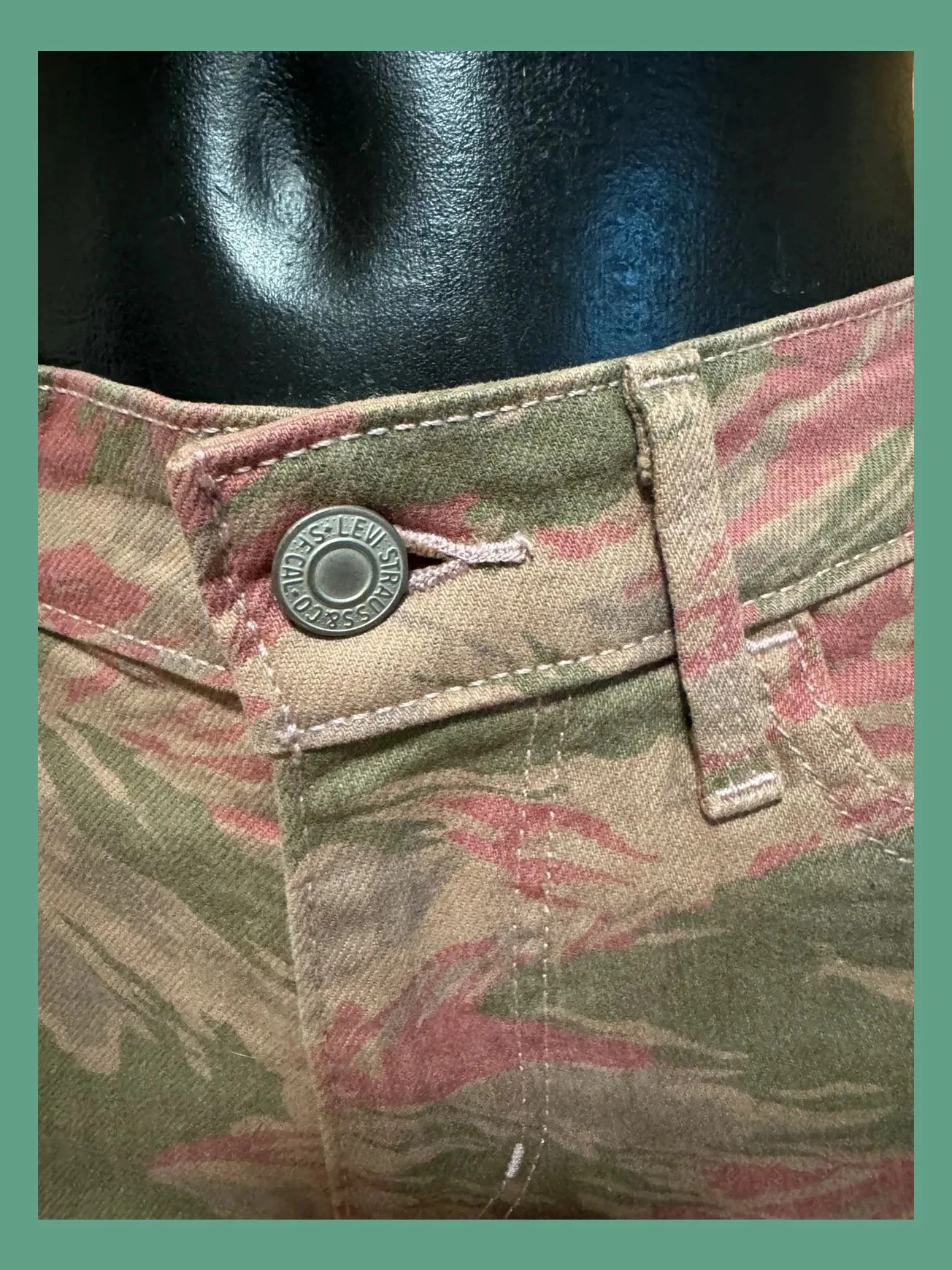 Vaquero estampado de Levis , talla 38 😍 – Levi's – taille M / 38 / 10 4
