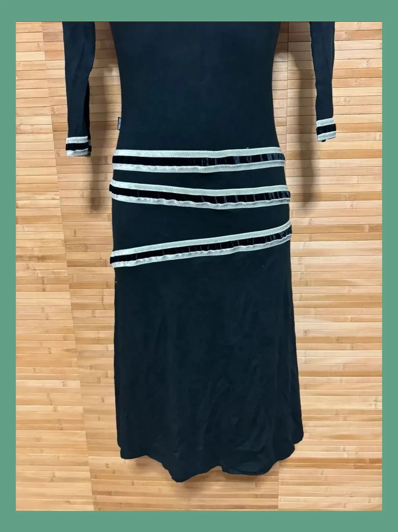 Divino vestido midi marca moshino jeans, elástico, talla 38 😍 – Moschino Jeans – taille M / 38 / 10 2