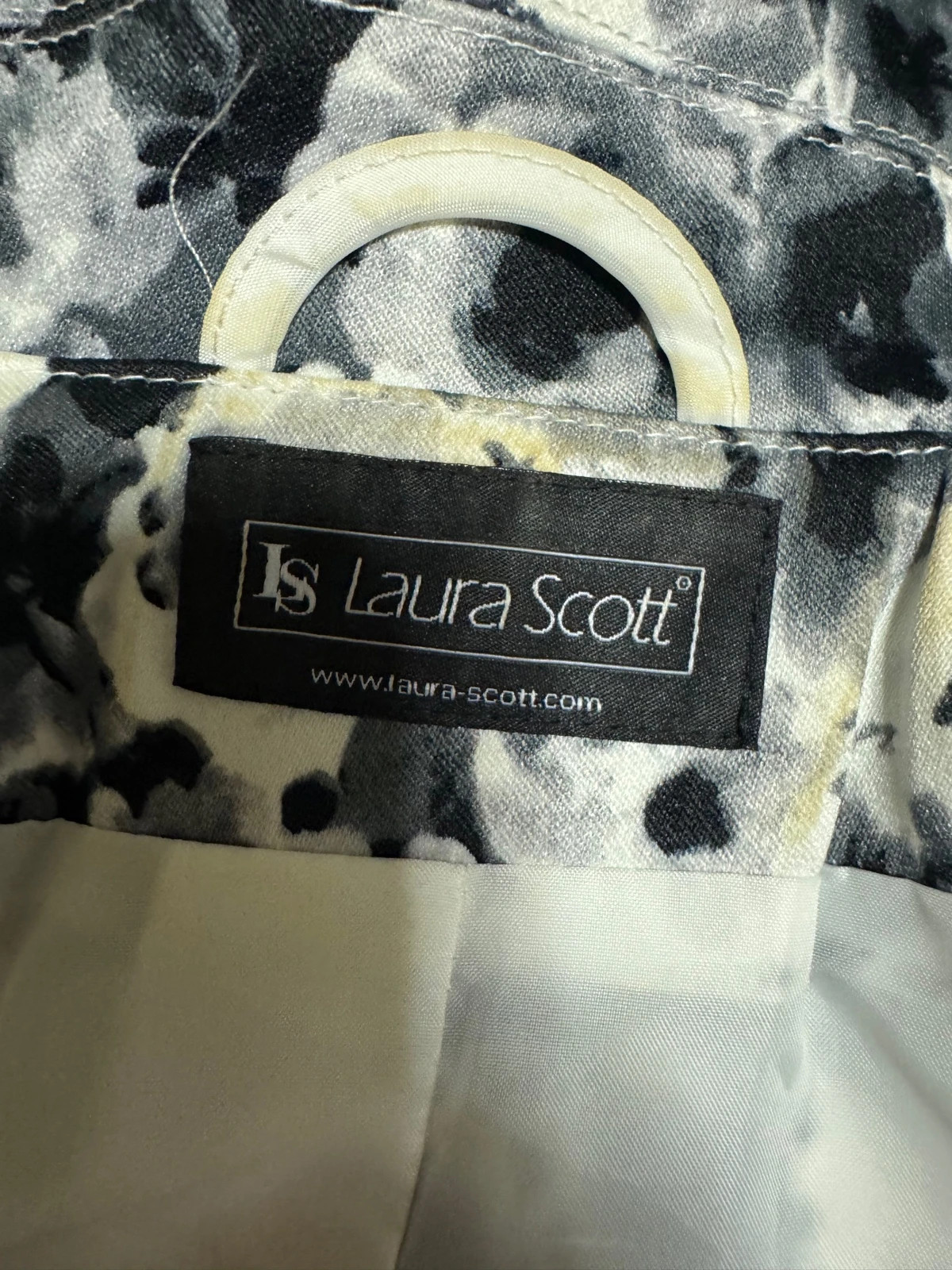 Divino blazer flores de Laura Scott talla 36 😍 – Laura Scott – taille XS / 34 / 6 4