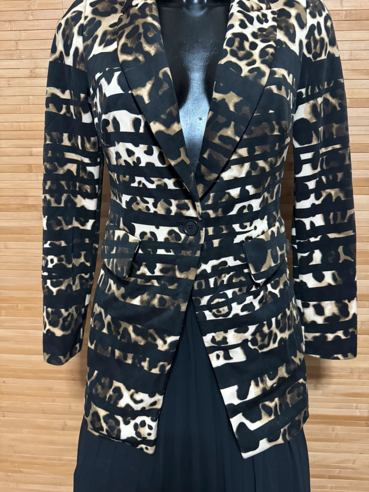 Divino blazer animal print marca Mandarín talla 38 😍 – Mandarin – taille M / 38 / 10 2