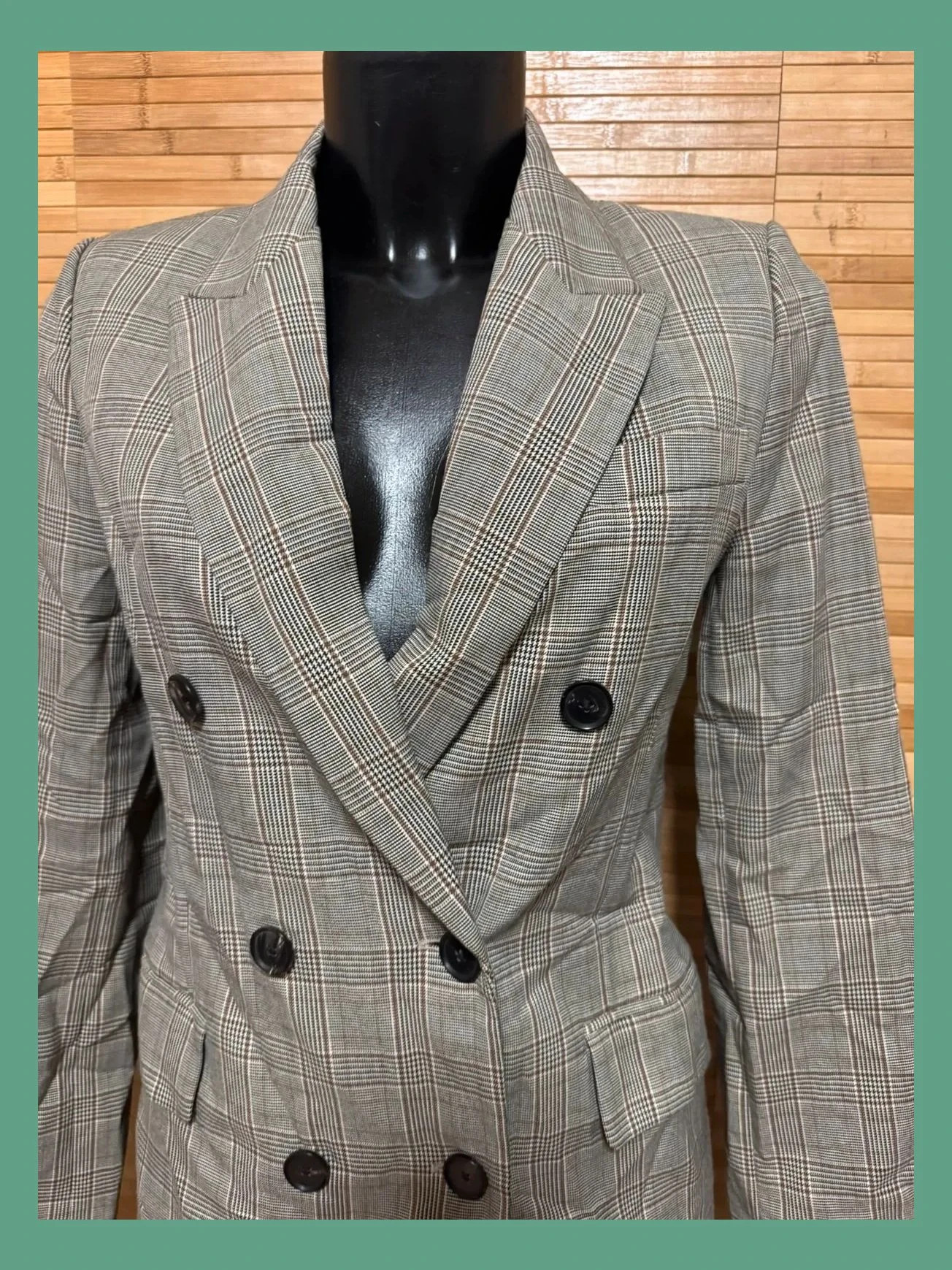 Divino blazer cuadros de Zara , talla XS 😍 – Zara – taille XS / 34 / 6 3