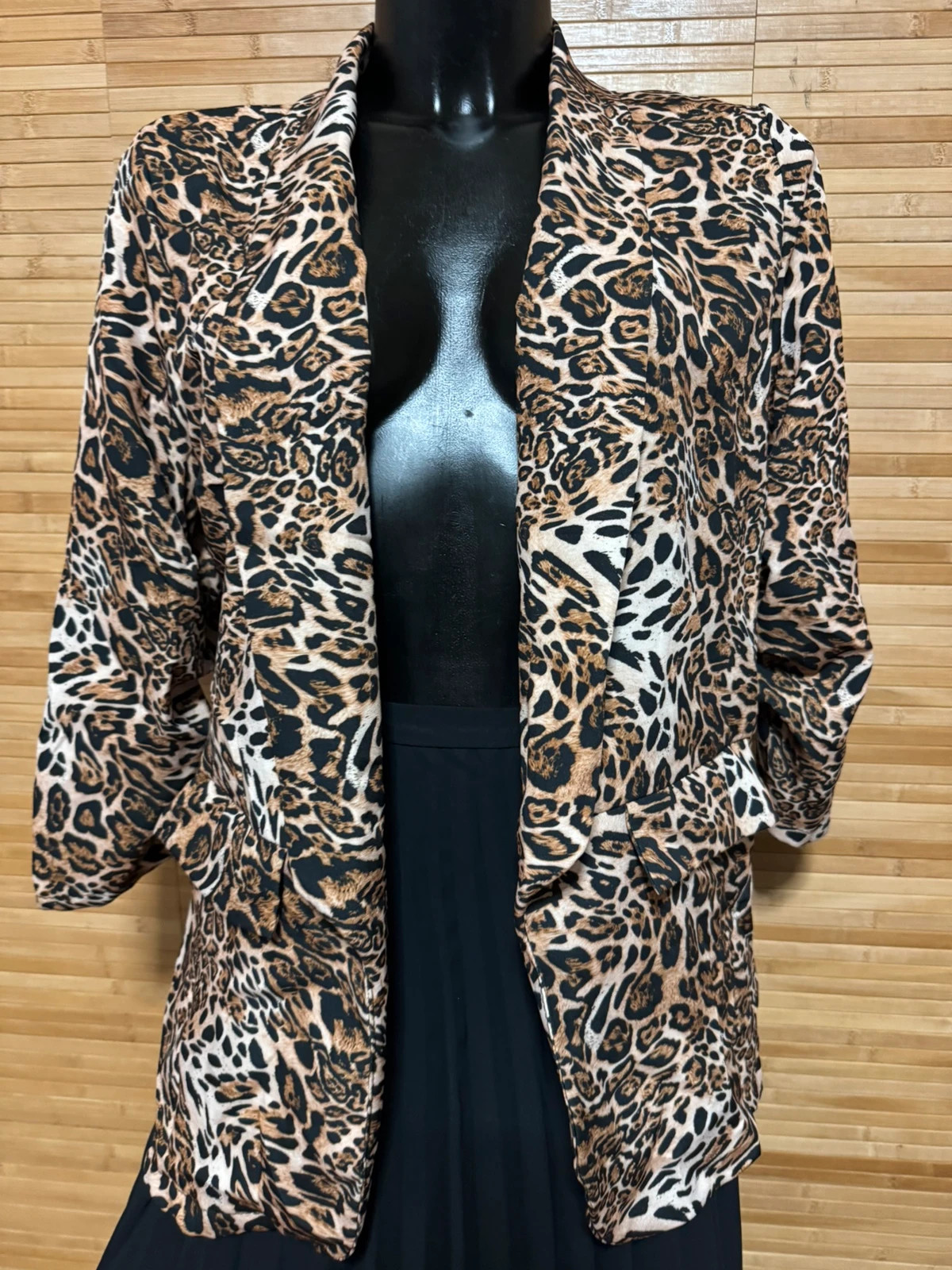 Divino blazer animal print talla L 😍 – NENA – taille L / 40 / 12 2