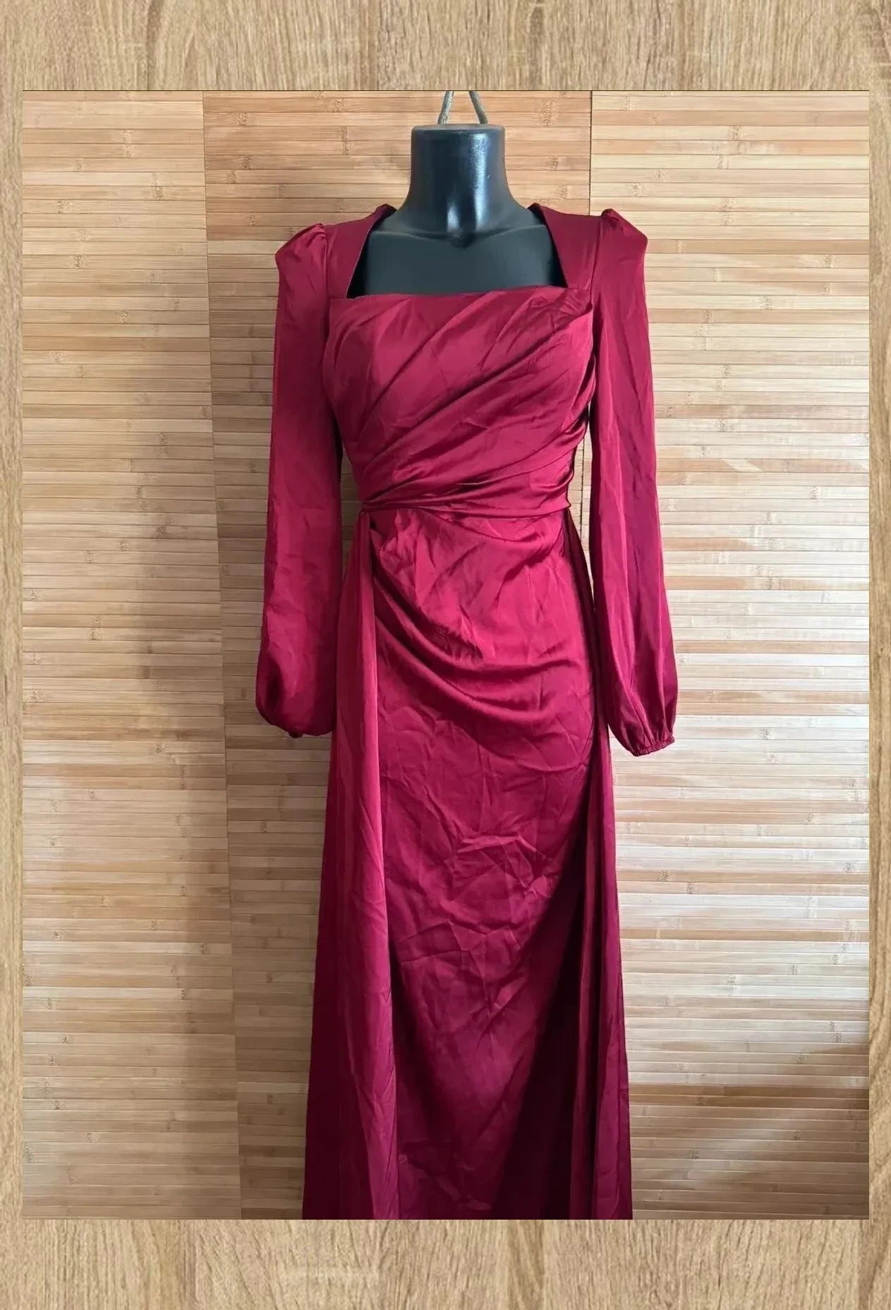 Divino vestido largo satinado ideal fiestas , talla única para M 😍 – La Boutique – taille M / 38 / 10 2