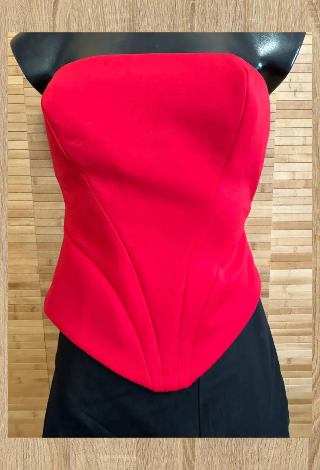 Top corpiño de Zara , talla XS 😍 – Zara – taille XS / 34 / 6 2