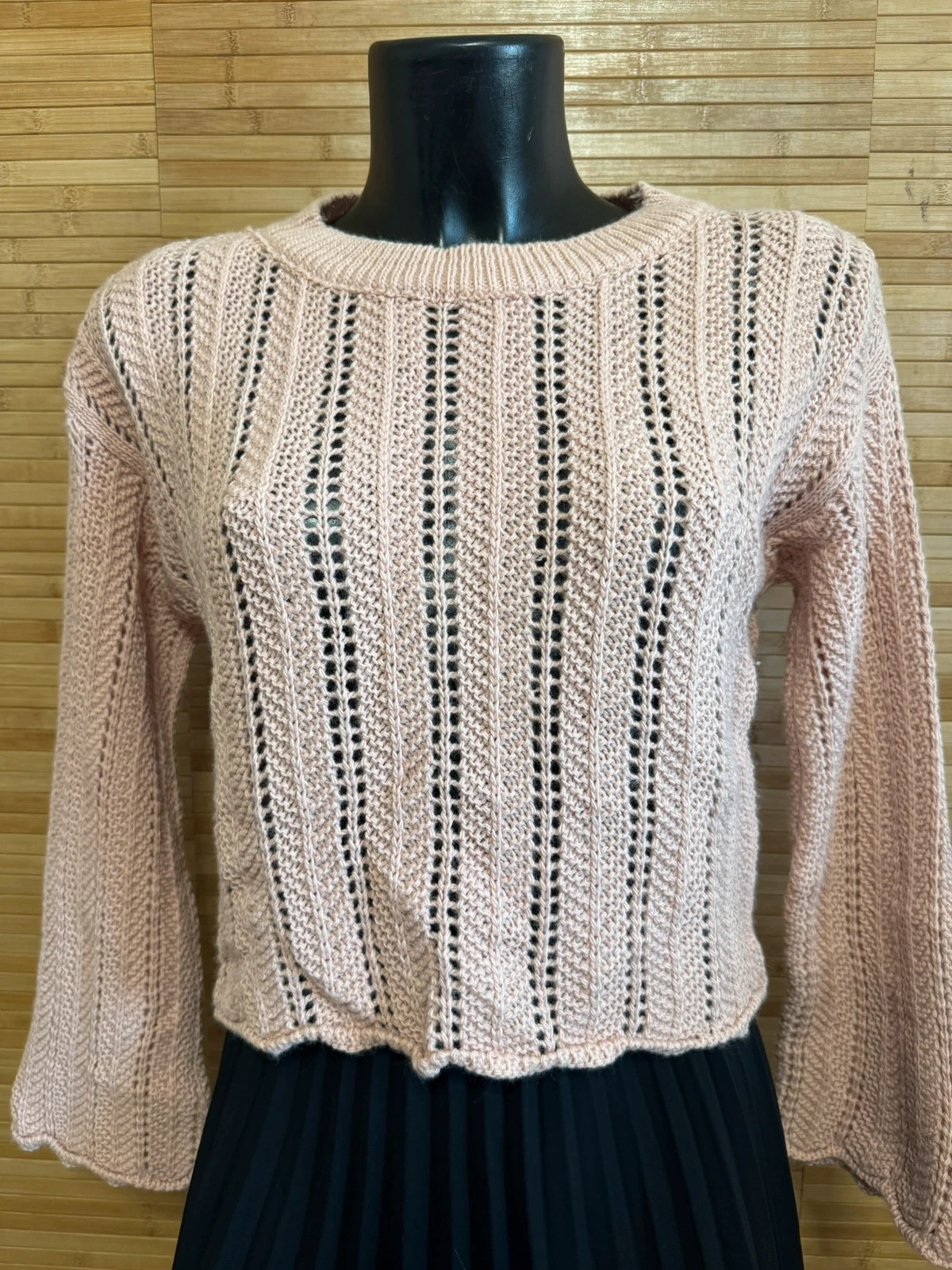 Jersey crop calado talla única pequeña S/m 😍 – La Boutique – taille Taille unique 2