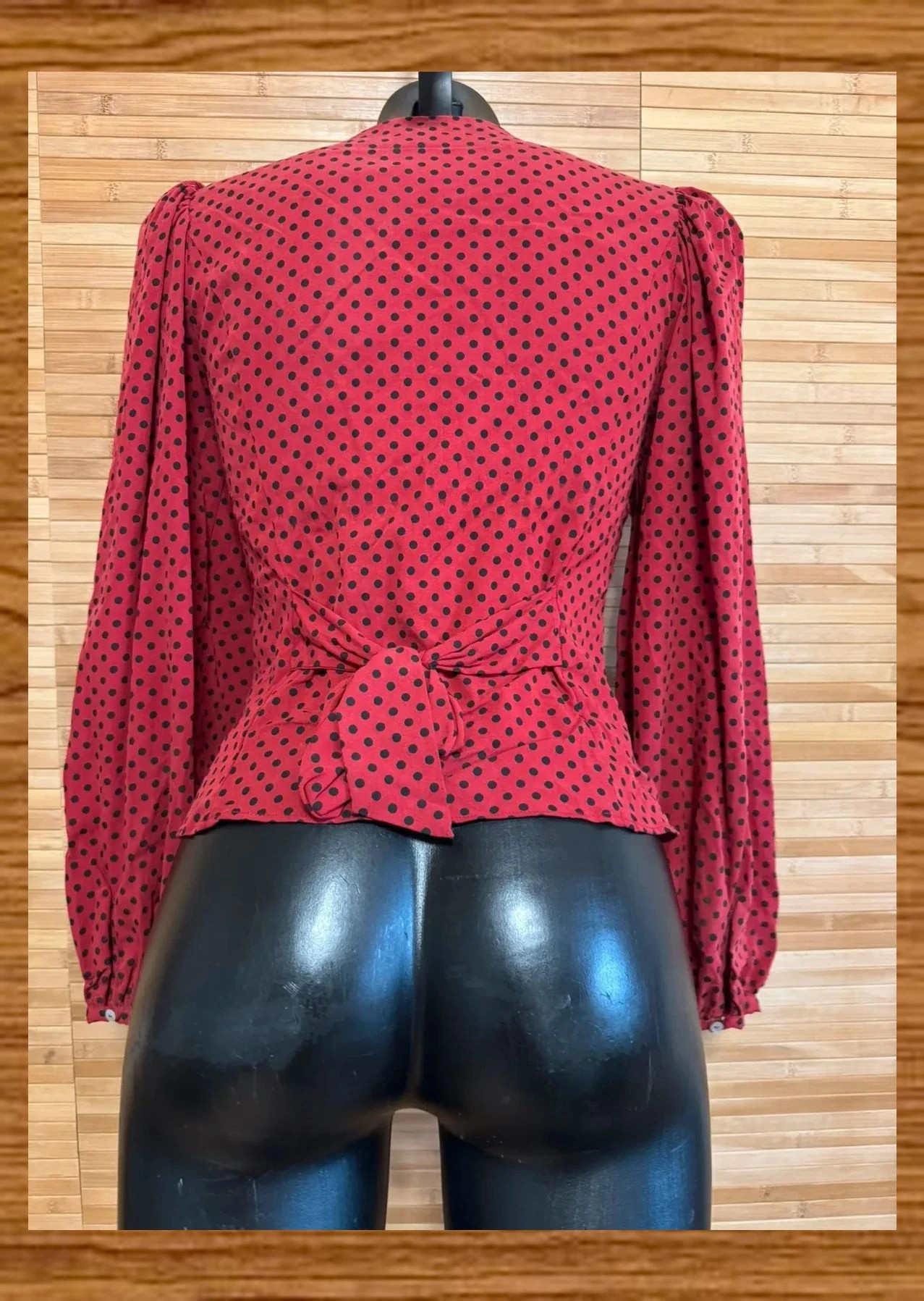 Divina blusa lunares con mangas anchas de Zara , talla XS 😍 – Zara – taille XS / 34 / 6 4