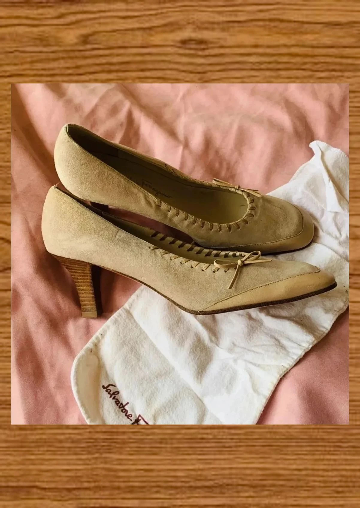 Tacones ante y piel, usados una vez en interior. Impecables, muy cómodos 😍 – Salvatore Ferragamo – taille 40.5 3