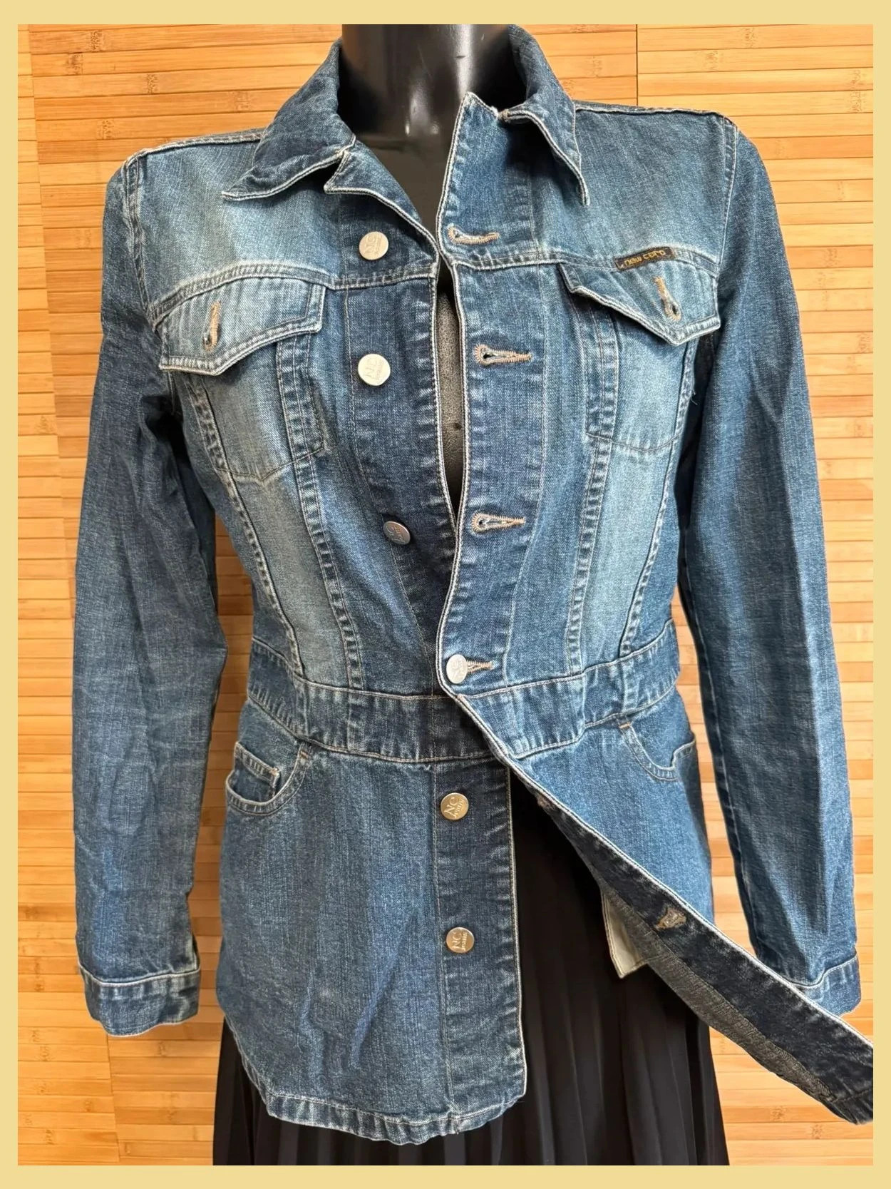 Chaqueta vaquera marca New Caro talla M 😍 – New Caro – taille M / 38 / 10 3