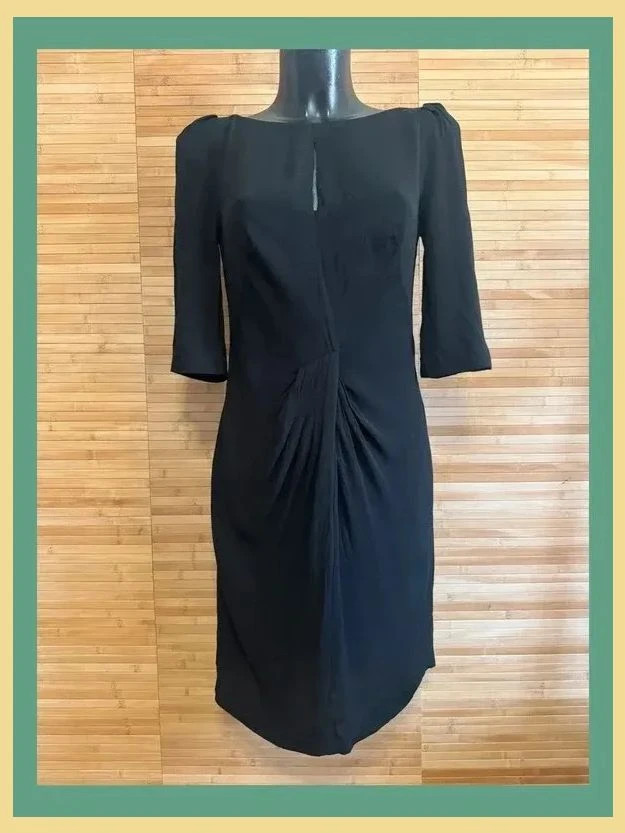 Elegante vestido negro de marca Axara paris , talla 38 😍