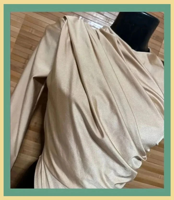 Divino body fruncido con una manga , talla única para S/M 😍 – La Boutique – taille Taille unique 3