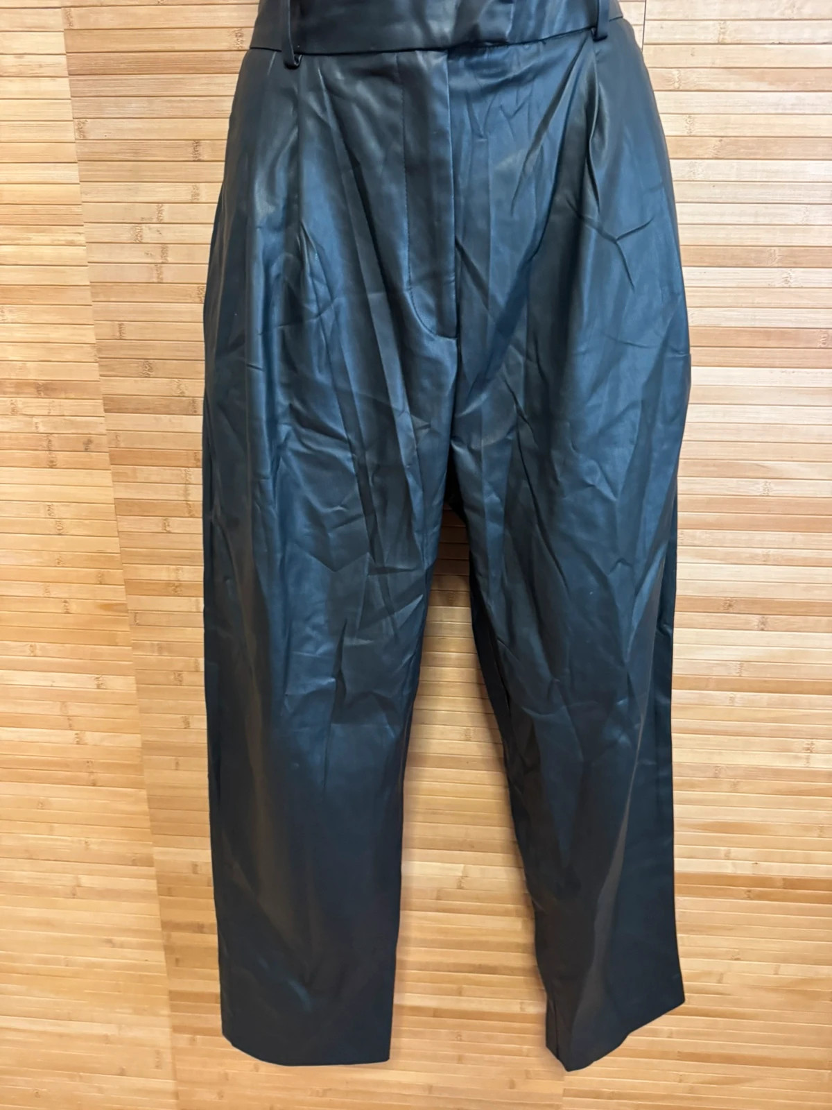 Pantalones polipiel de H&M talla 42 😍 – H&M – taille XL / 42 / 14 2