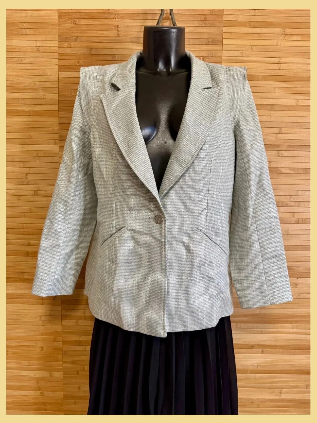 Divino blazer marca Sinequanone talla 40 😍