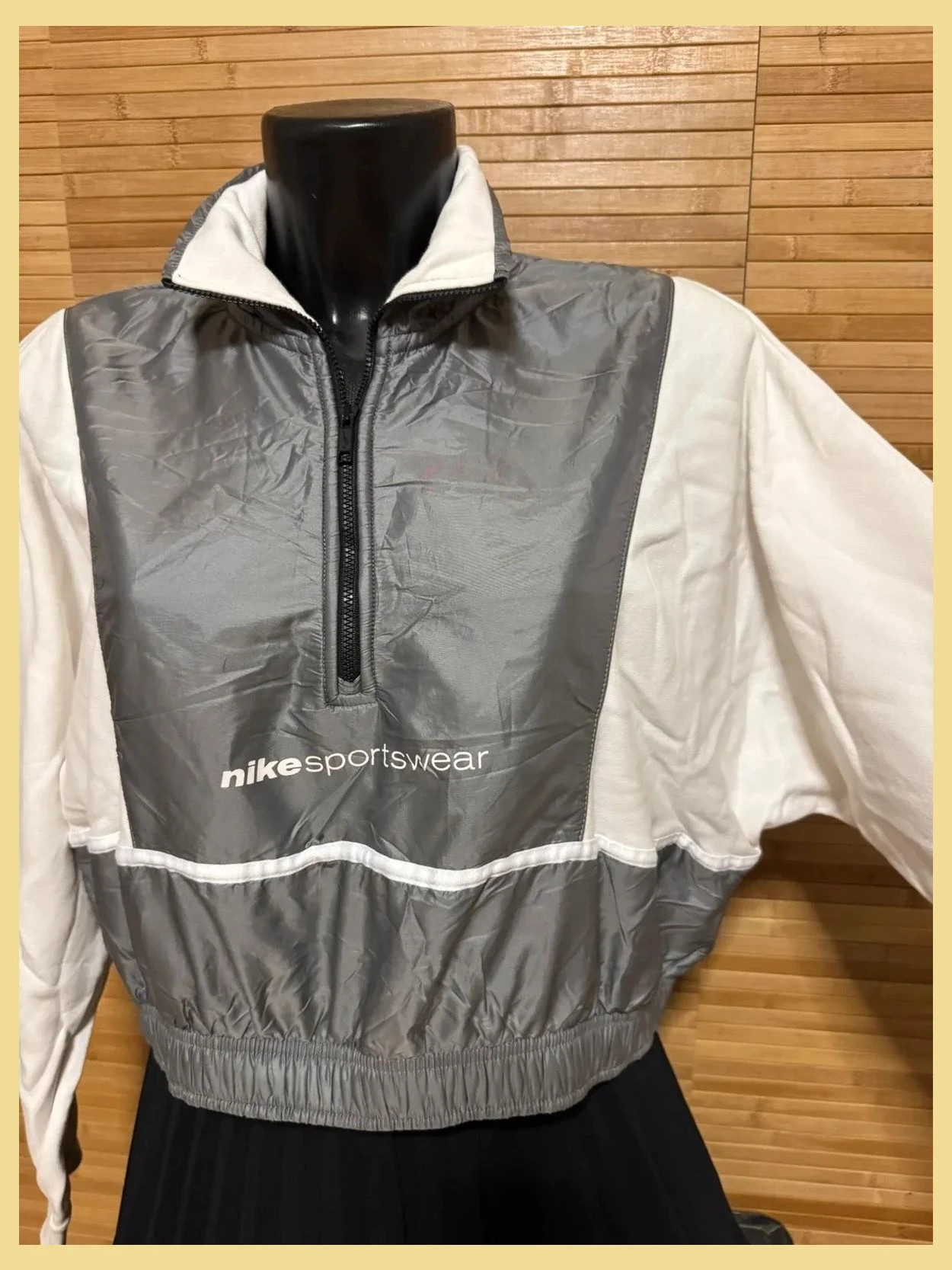 Divina sudadera crop de nike talla L 😍 – Nike – taille L / 40 / 12 3