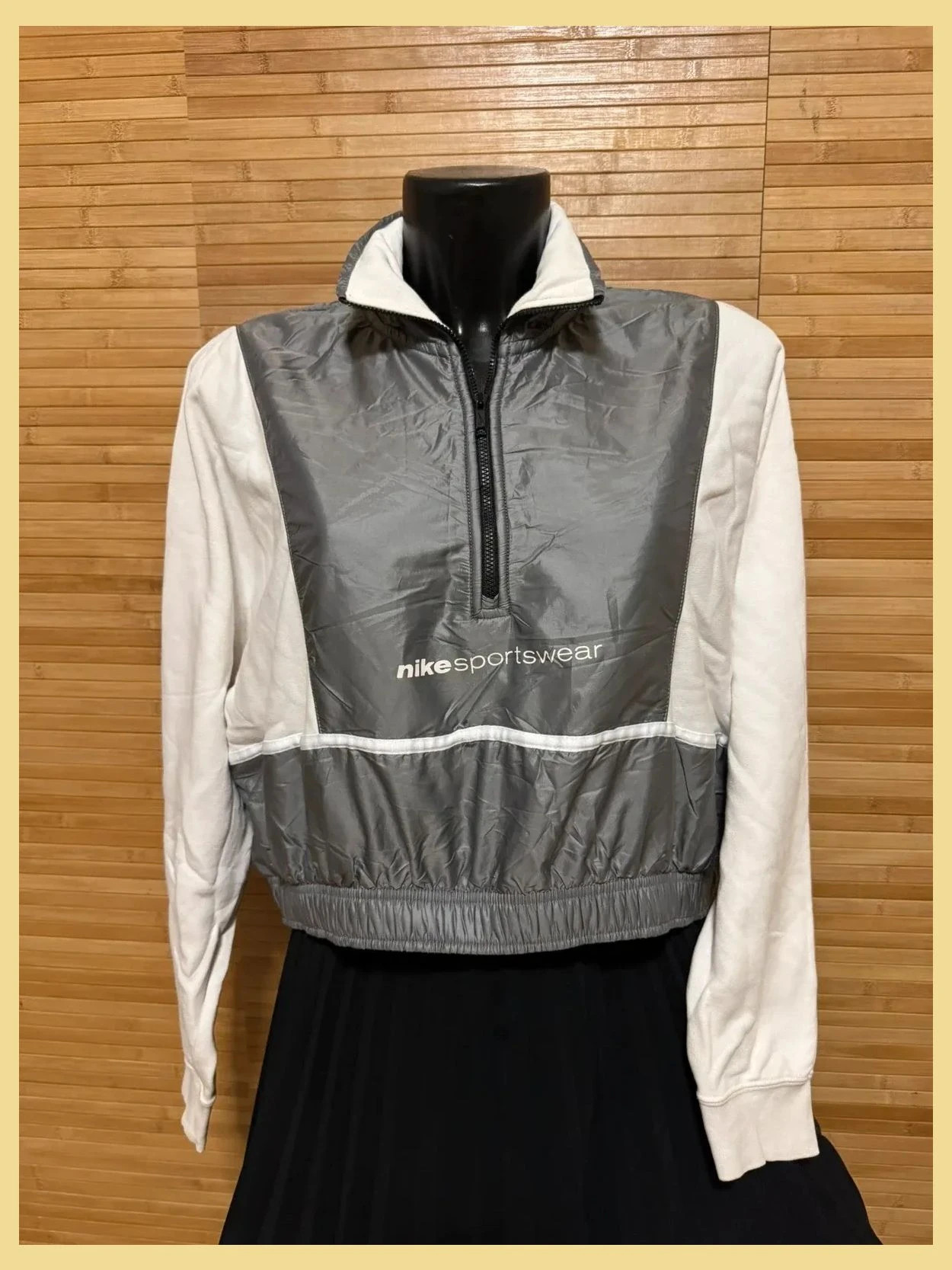 Divina sudadera crop de nike talla L 😍 – Nike – taille L / 40 / 12 2