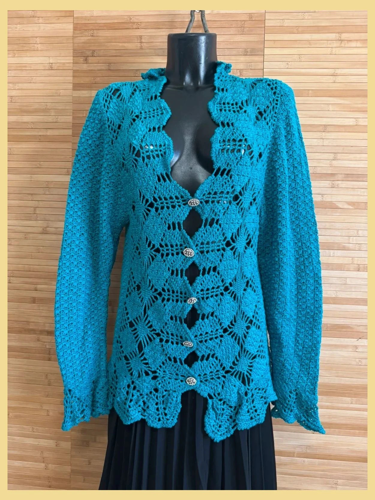 Espectacular cárdigan crochet vintage hand made , talla única 😍