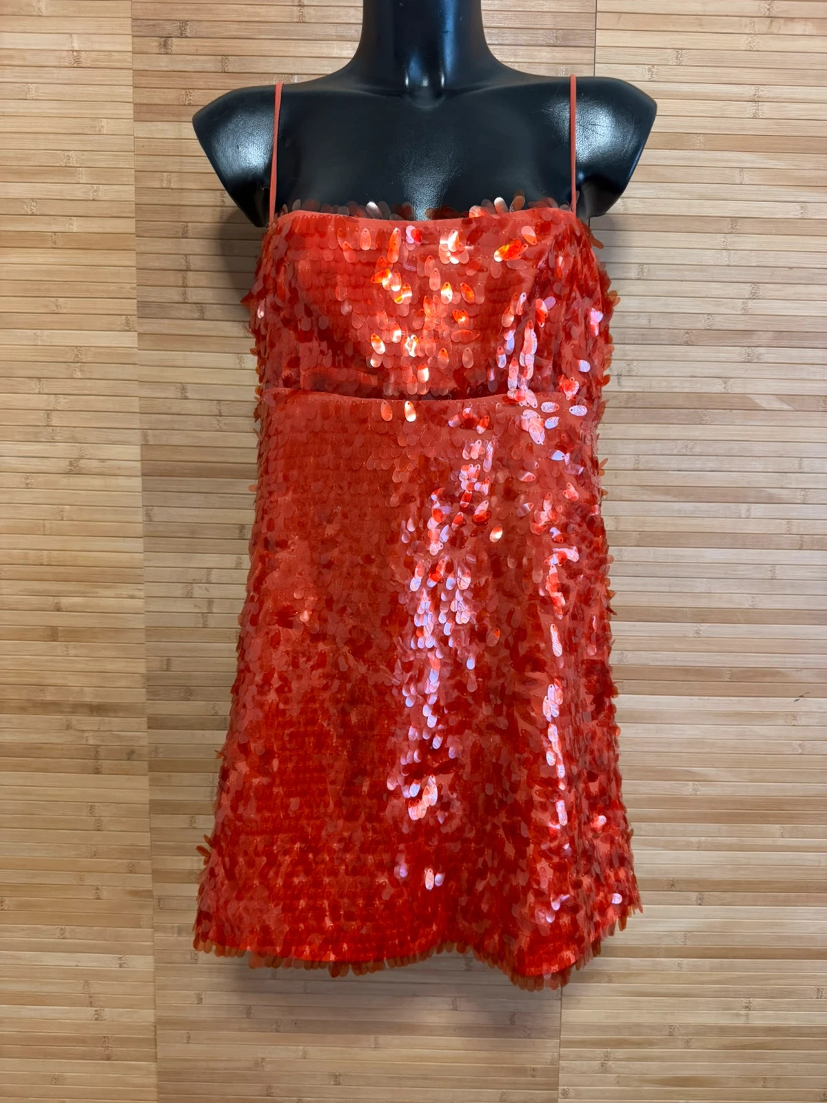 Divino vestido lentejuelas de Zara talla L 😍