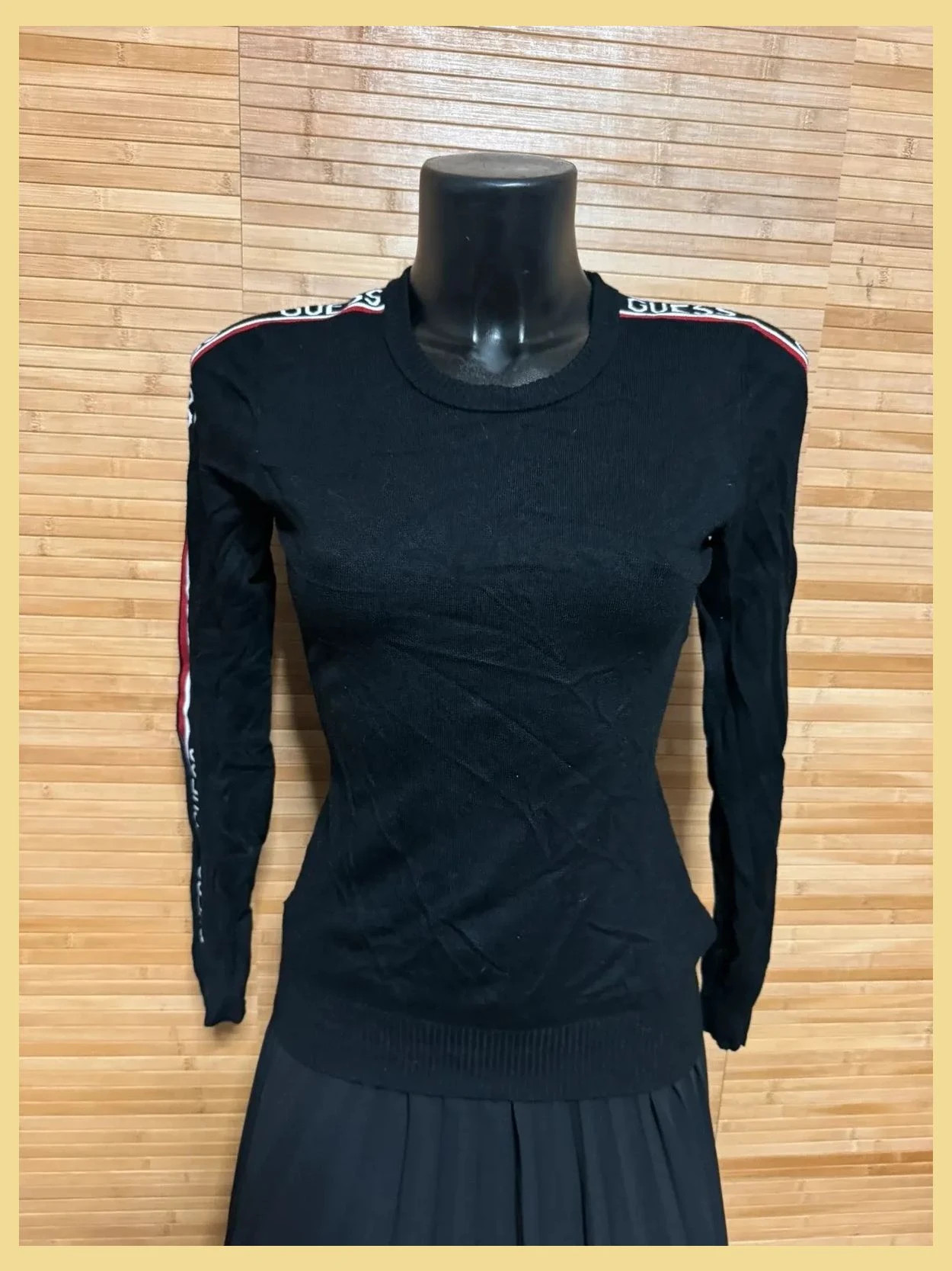 Jersey negro marca Guess talla M 😍 – GUESS – taille M / 38 / 10 2