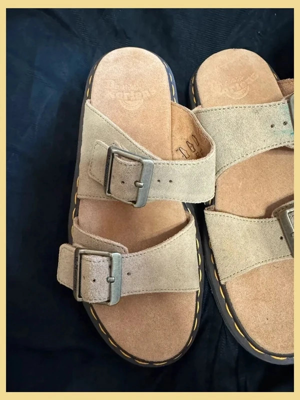 Sandalias piel ante de Dr. Martens número 39 😍 – Dr. Martens – taille 39 2