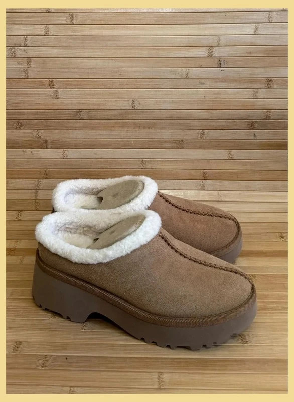 Divinos zuecos plataforma de marca UGG número 39 😍