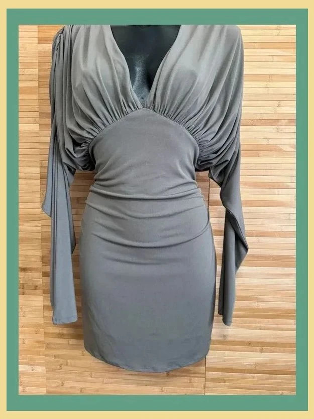 Espectacular vestido drapeado de Zara , elástico, talla L 😍 – Zara – taille L / 40 / 12 2