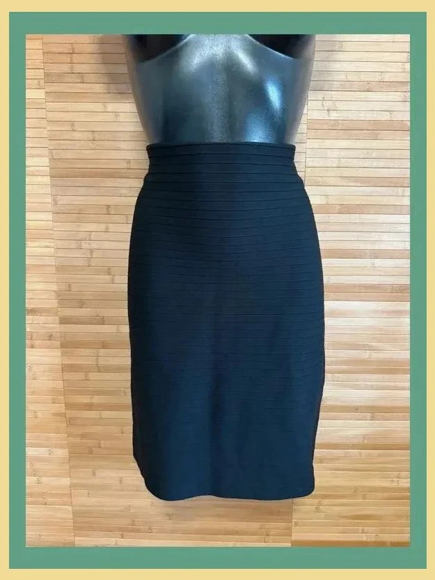 Divina falda tubo elástica de Joseph Ribkoff, talla 46 😍