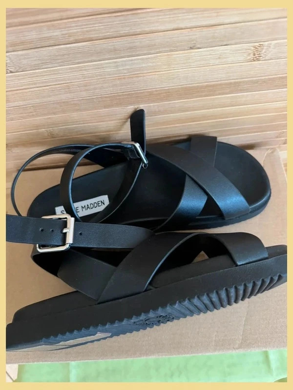 Sandalias planas negras de piel de Steve Madden , número 38 😍 – Steve Madden – taille 38 5
