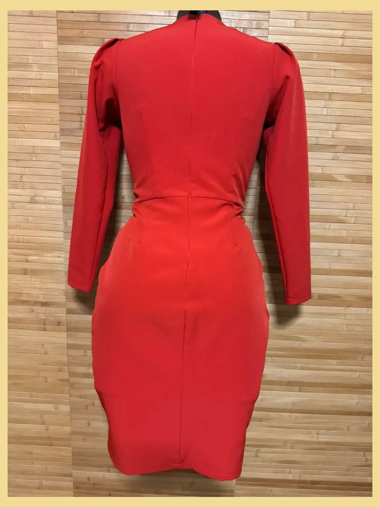 Vestido rojo marca Cayro talla S 😍 – Cayro – taille S / 36 / 8 5
