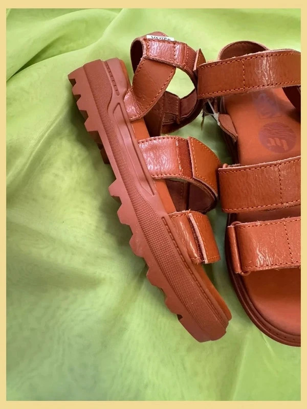 Divinas sandalias piel de marca Vans , número 34,5 😍 – Vans – taille 34.5 3